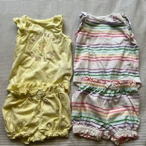 2 sets of 2 pieces from baby gap. Size 0-3M. Excellent condition.